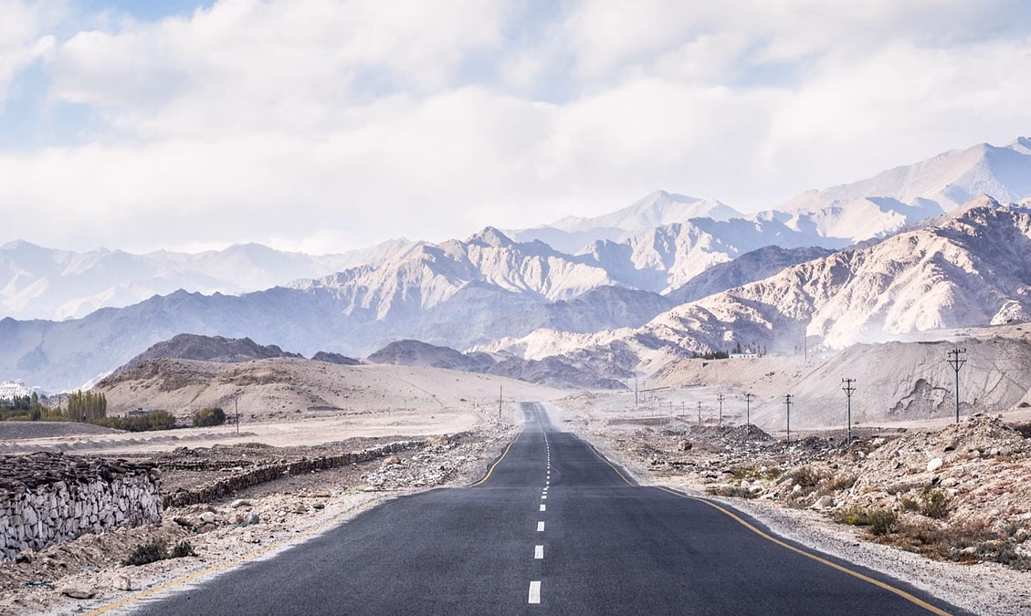 Chandigarh to Ladakh road journey through the Himalayan mountains.